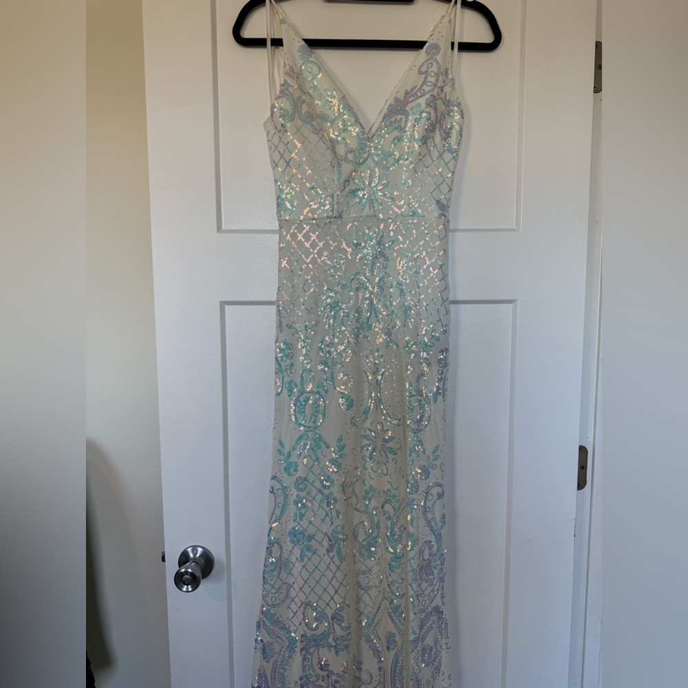 Elegant white Sequin Evening Gown/ prom dress
